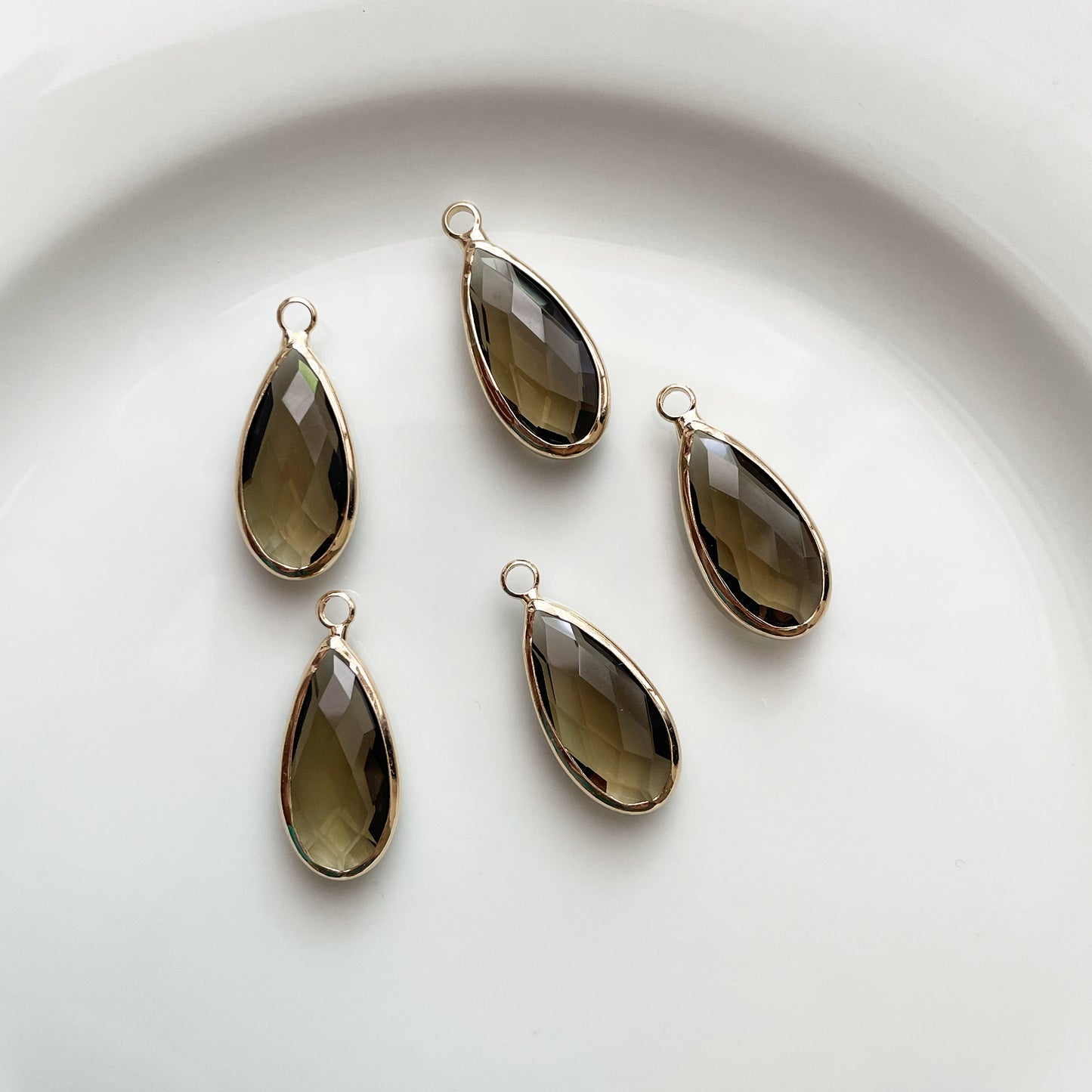 Dark Brown Drop Glass Crystal (25mm * 11mm) - ClartStudios - Polymer clay Jewellery