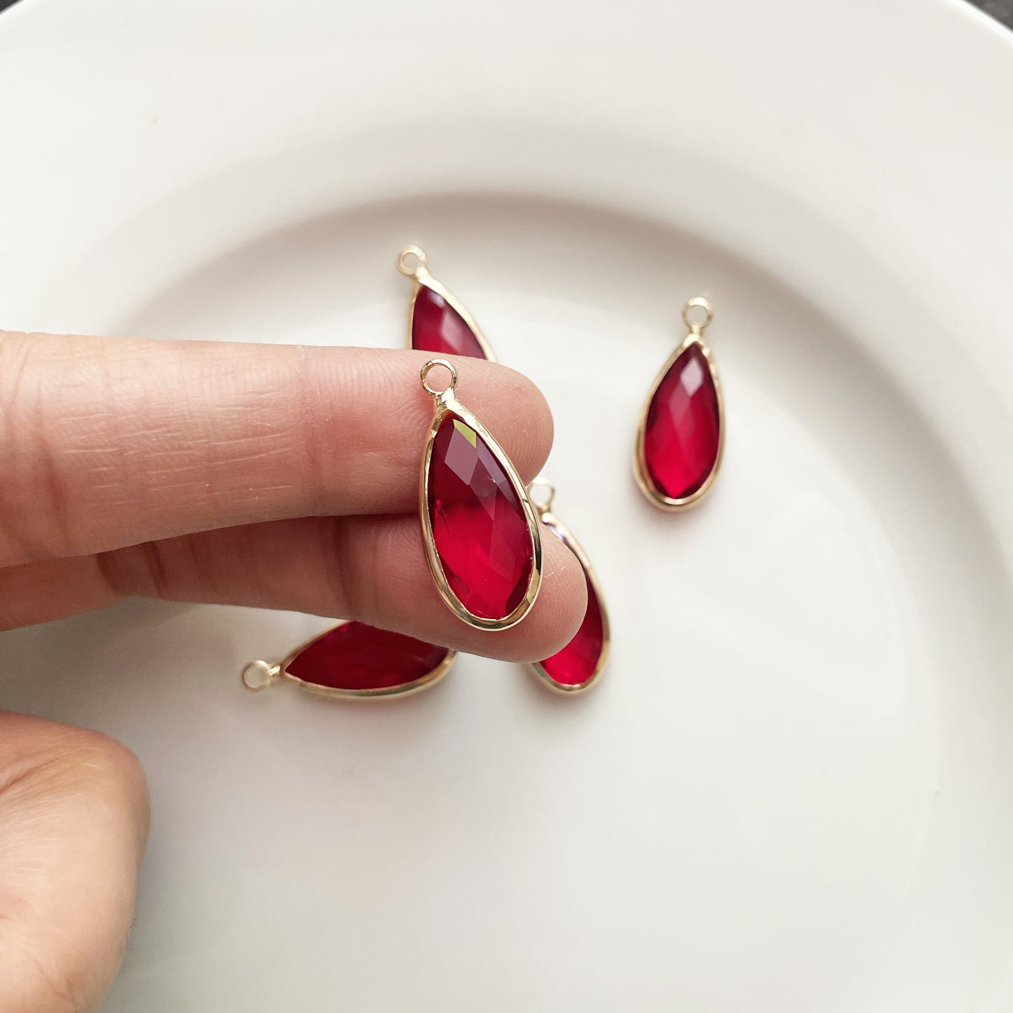 Red Drop Glass Crystal (25mm * 11mm) - ClartStudios - Polymer clay Jewellery