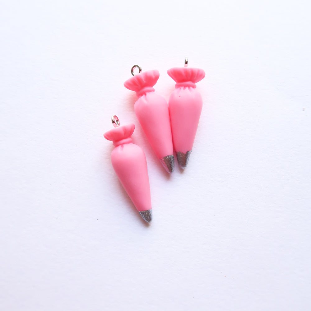 Whipping Cream (Hotpink) - ClartStudios - Polymer clay Jewellery