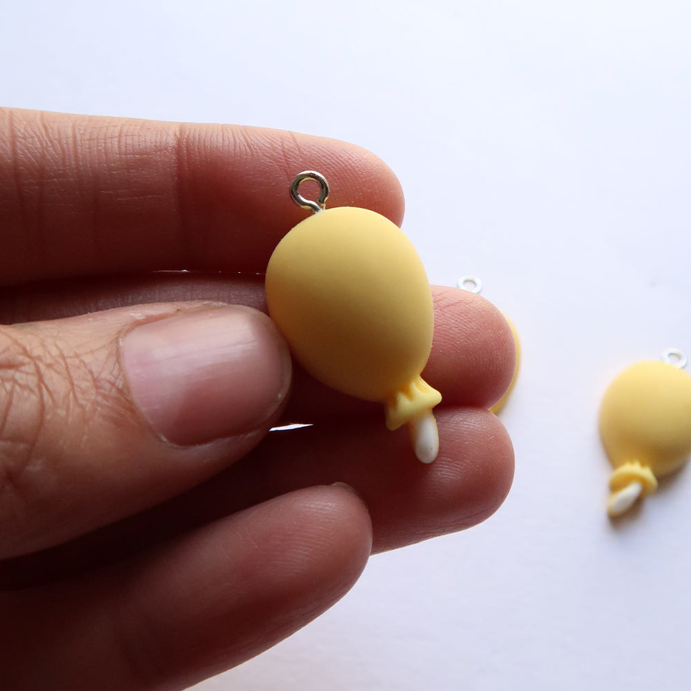 Yellow Ballon - ClartStudios - Polymer clay Jewellery