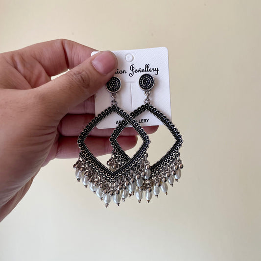 Rhombus Circle Oxidised Earring (Pearl Beads) For Resin Art