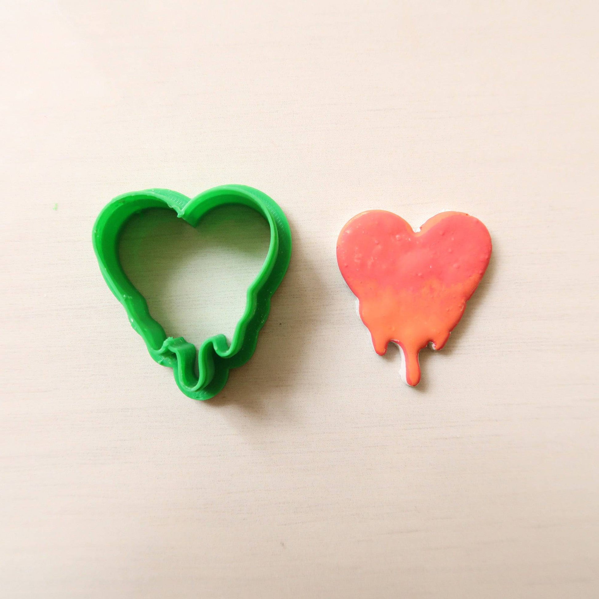 Dripping Heart - ClartStudios - Polymer clay Jewellery